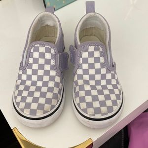Toddler slip on Vans 💜